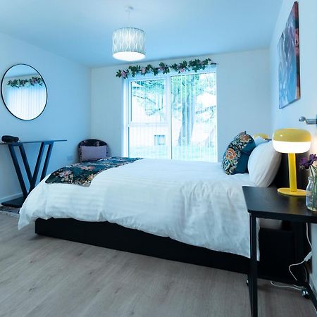 Luxury Ground Floor 2 Bedroom Apartment Free Wifi & Parking Sheffield Esterno foto