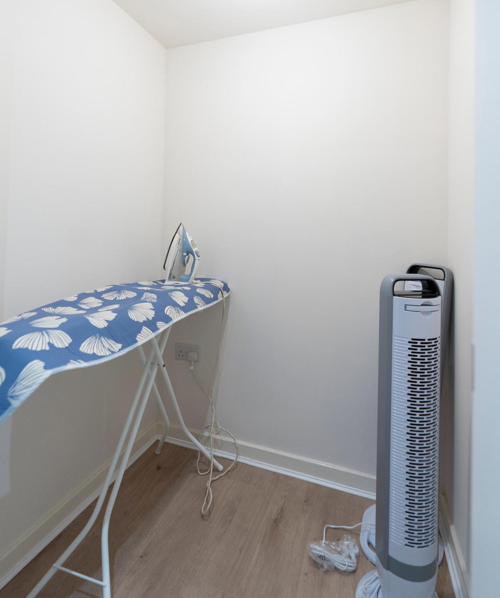 Luxury Ground Floor 2 Bedroom Apartment Free Wifi & Parking Sheffield Esterno foto