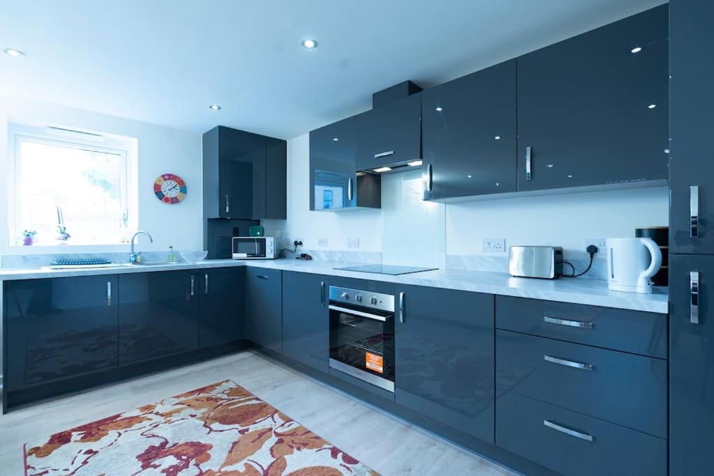 Luxury Ground Floor 2 Bedroom Apartment Free Wifi & Parking Sheffield Esterno foto